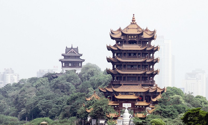 英超-阿扎尔破门中楣法尔考中柱 切尔西终结曼联6连胜:AG综合(图1) AG综合